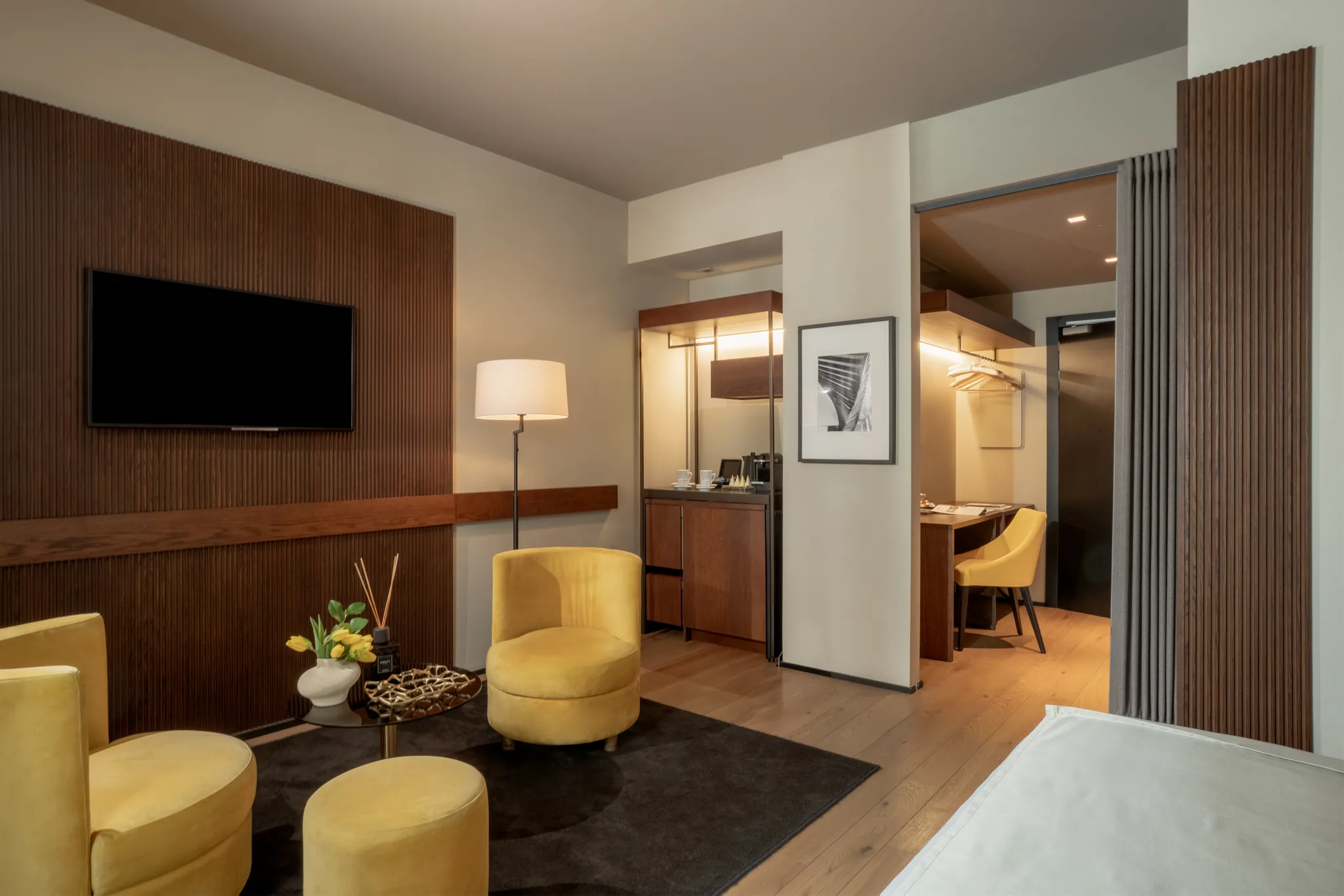 Executive Terrace — terrace with city views
